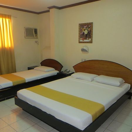 Paragon Suites Cebu Exterior foto
