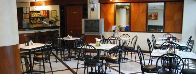 Paragon Suites Cebu Exterior foto