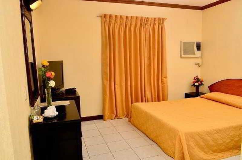 Paragon Suites Cebu Exterior foto