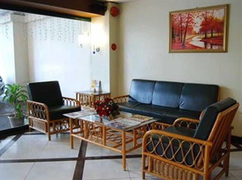 Paragon Suites Cebu Exterior foto