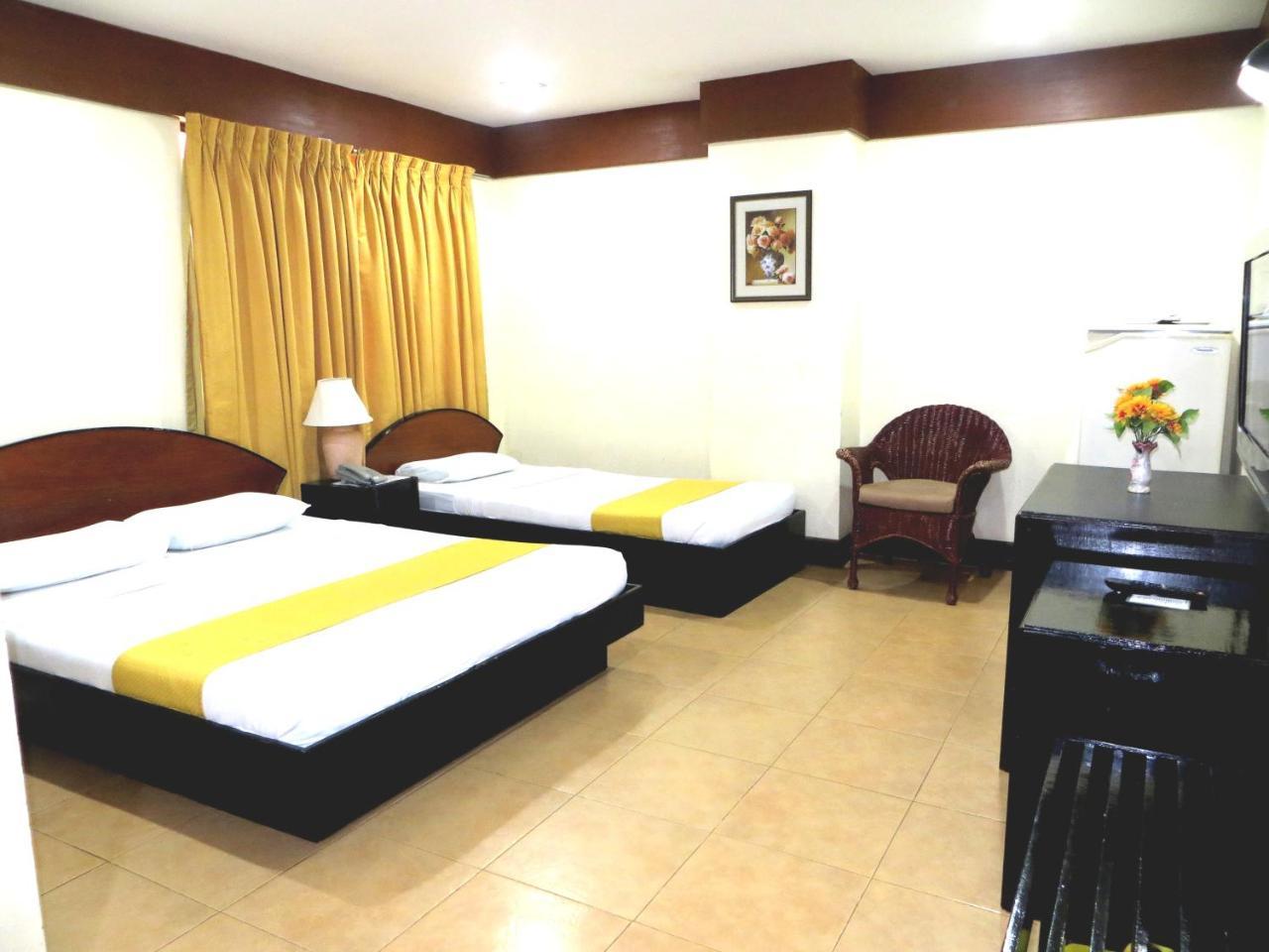 Paragon Suites Cebu Exterior foto