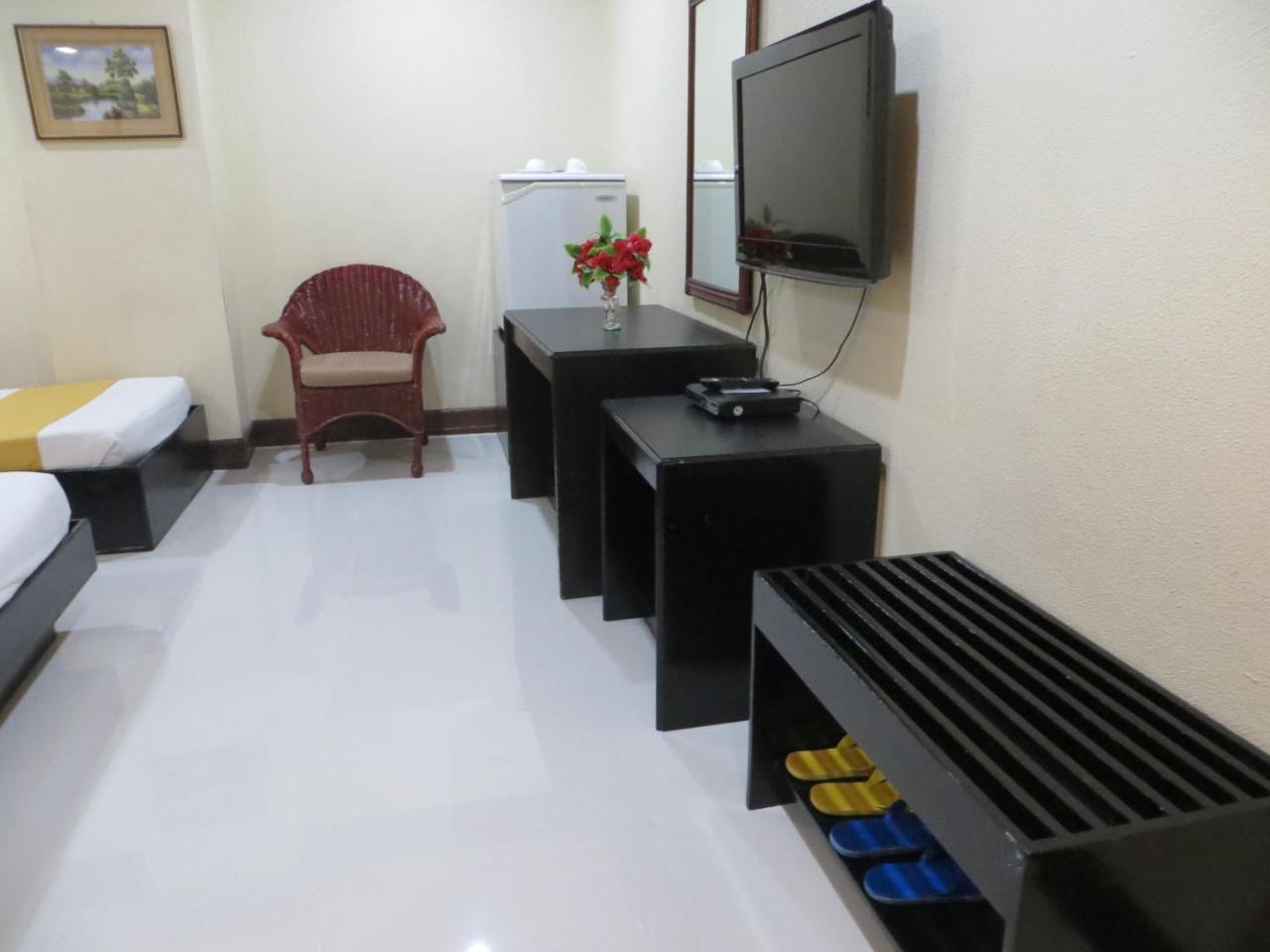 Paragon Suites Cebu Exterior foto